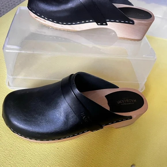 Swedish Hasbeens Black Clog. Size 40 - Picture 3 of 4